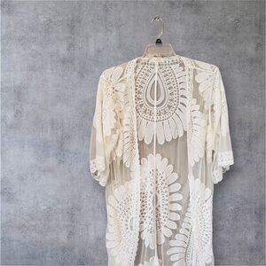 Adiva Size Lg White Lace Overlay kimono